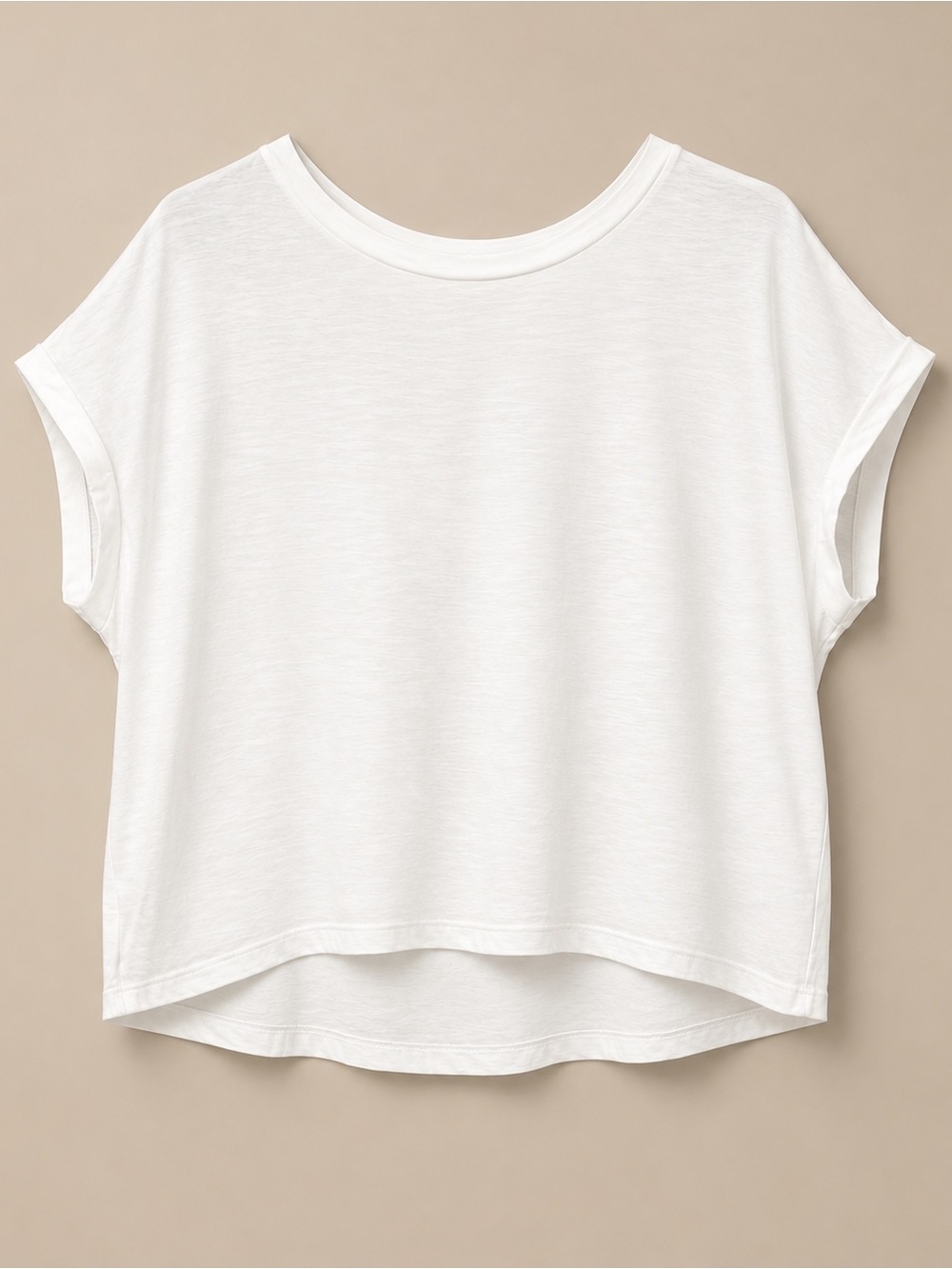 Casual Dilvin white tee